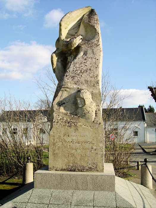 statue-a-maneyrol